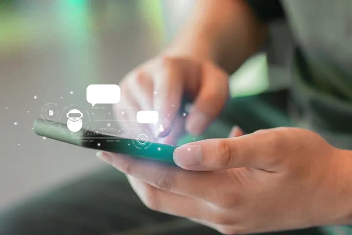 Diferenças entre chatbot tradicional e IA conversacional