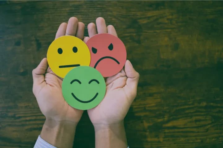 Como empresas podem usar chatbots para atender grandes volumes de interações